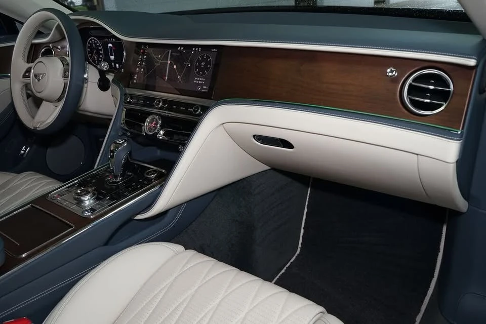 2022 Bentley Continental Flying Spur - Image 11 of 20