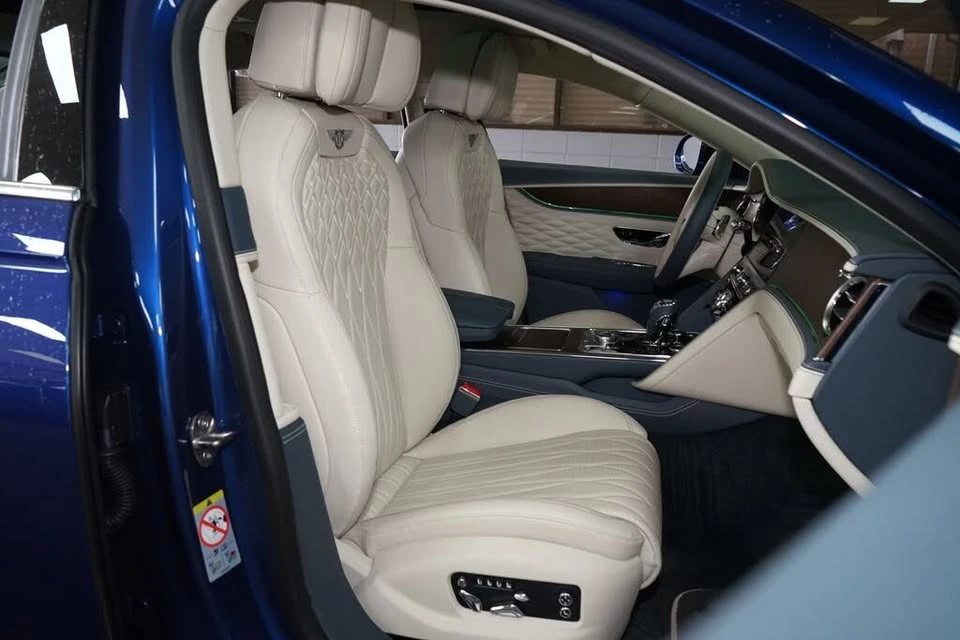 2022 Bentley Continental Flying Spur - Image 10 of 20