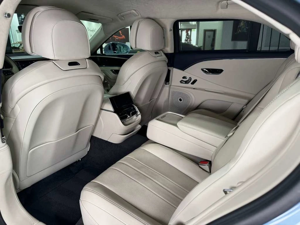 2022 Bentley Continental - Image 11 of 12