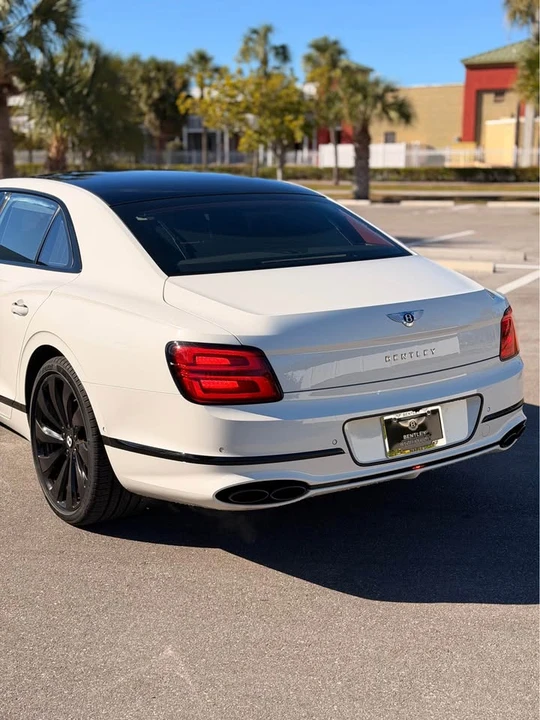 2022 Bentley Continental Flying Spur - Image 8 of 20