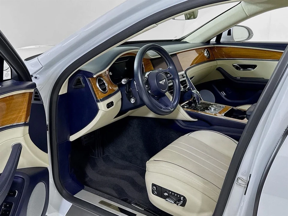 2022 Bentley Continental - Image 12 of 12