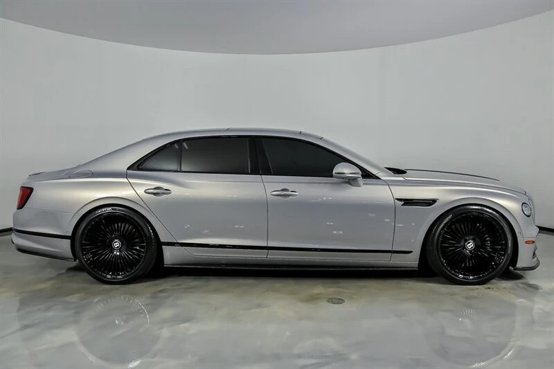 2022 Bentley - Image 14 of 31