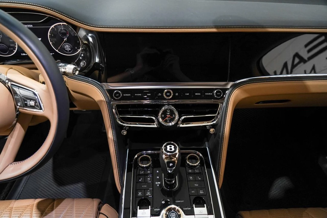 2022 Bentley - Image 11 of 21