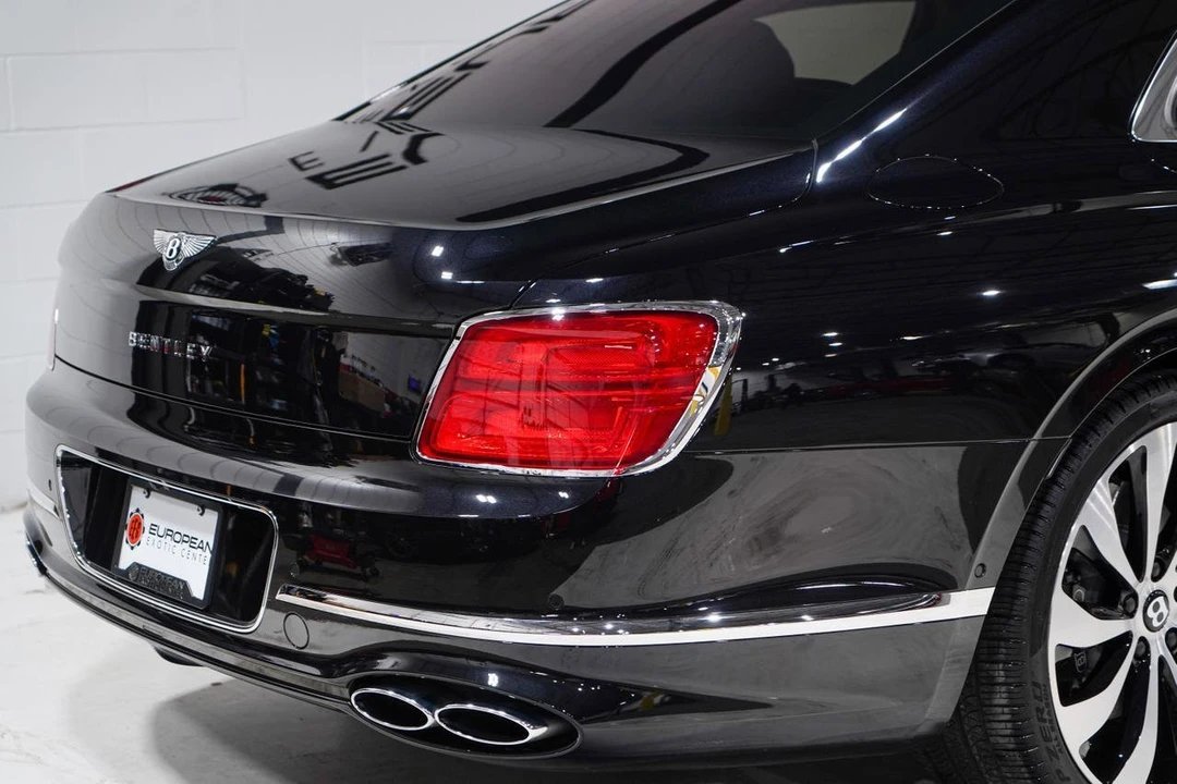 2022 Bentley Continental - Image 23 of 31