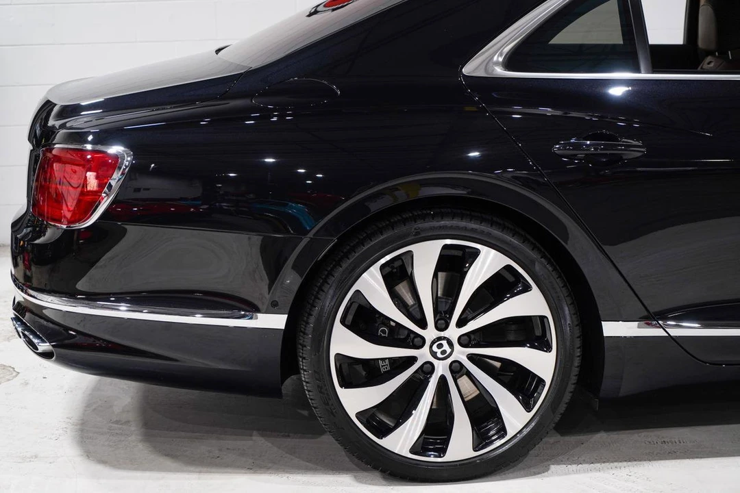 2022 Bentley Continental - Image 22 of 31