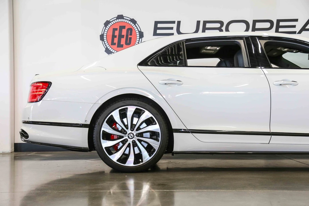 2022 Bentley Continental - Image 16 of 31