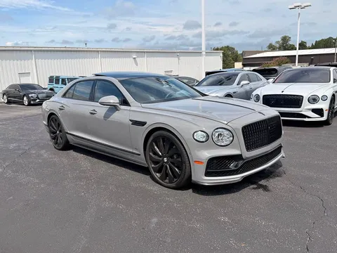 2022 Bentley Flying Spur V8 Sedan 4D