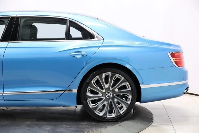2022 Bentley Continental - Image 11 of 31