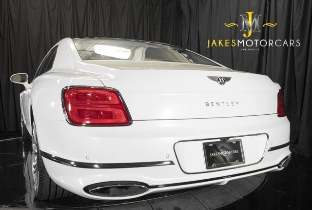 2022 Bentley - Image 11 of 24