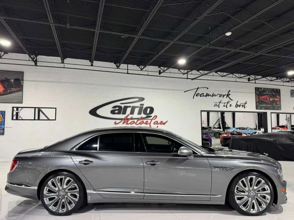 2022 Bentley Continental - Image 8 of 12