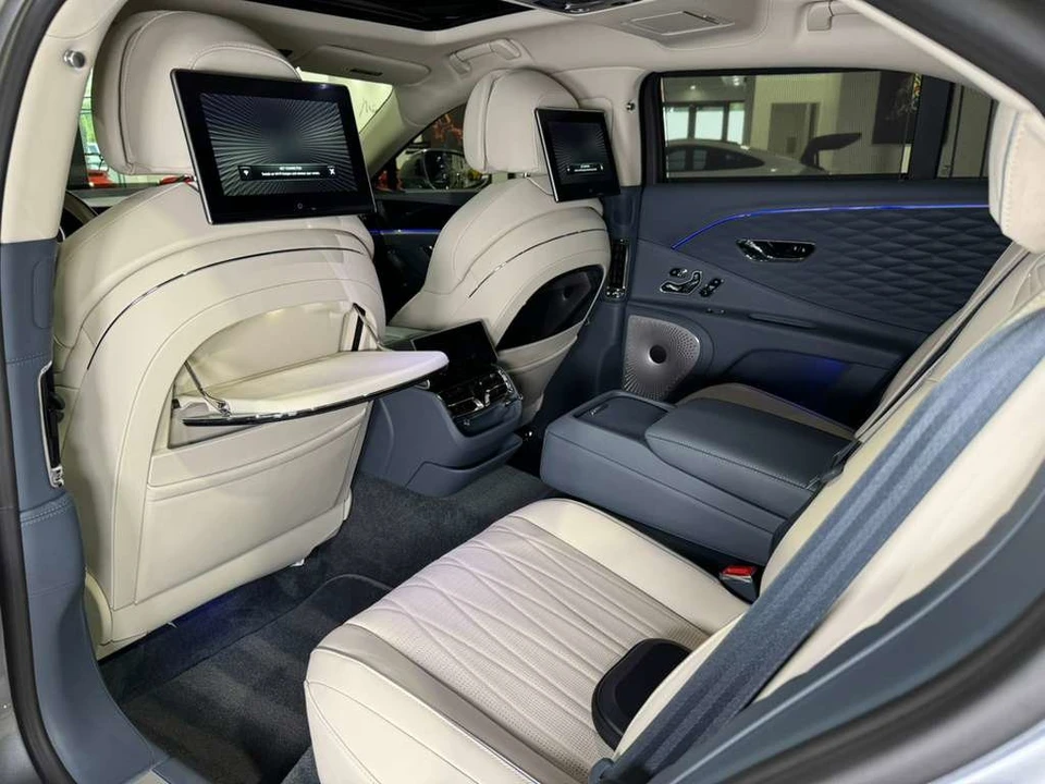 2022 Bentley Continental - Image 11 of 12