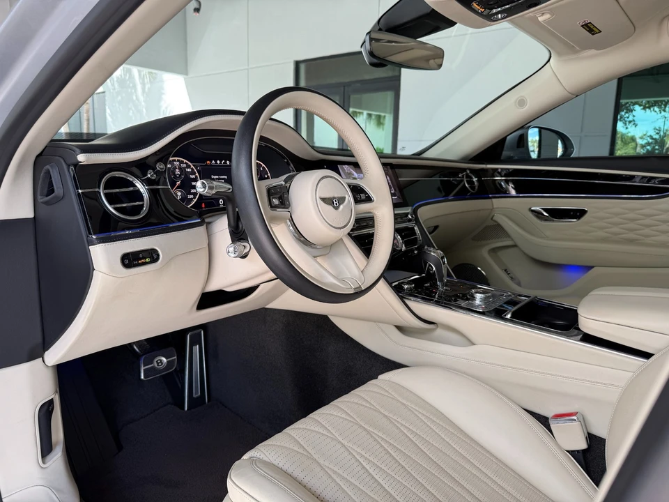2022 Bentley Continental - Image 18 of 21