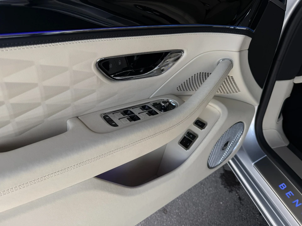 2022 Bentley Continental - Image 21 of 21