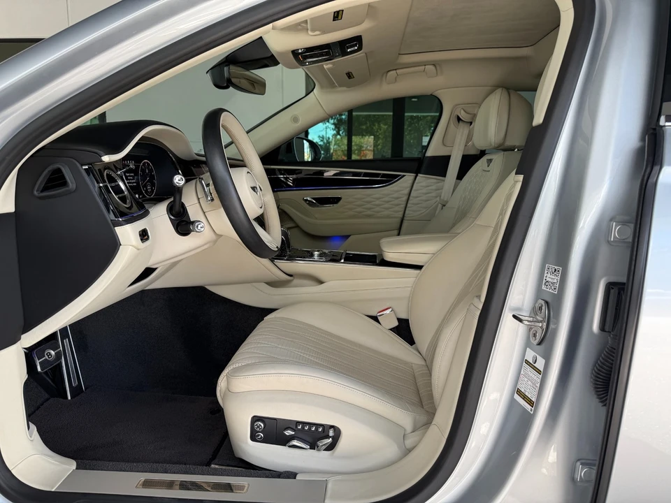 2022 Bentley Continental - Image 19 of 21