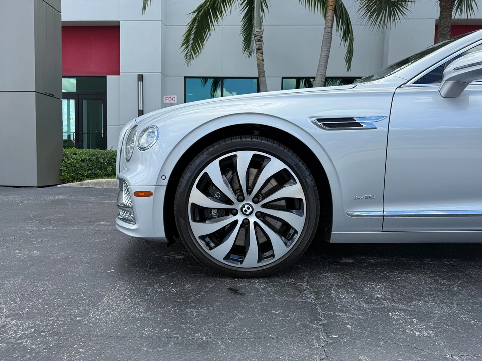 2022 Bentley Continental - Image 7 of 21