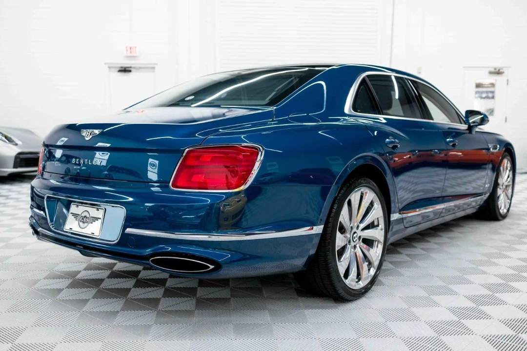 2022 Bentley Continental - Image 7 of 31
