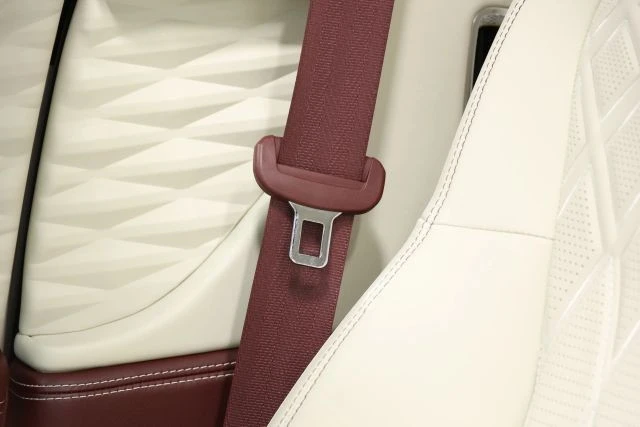 2022 Bentley Continental - Image 26 of 31