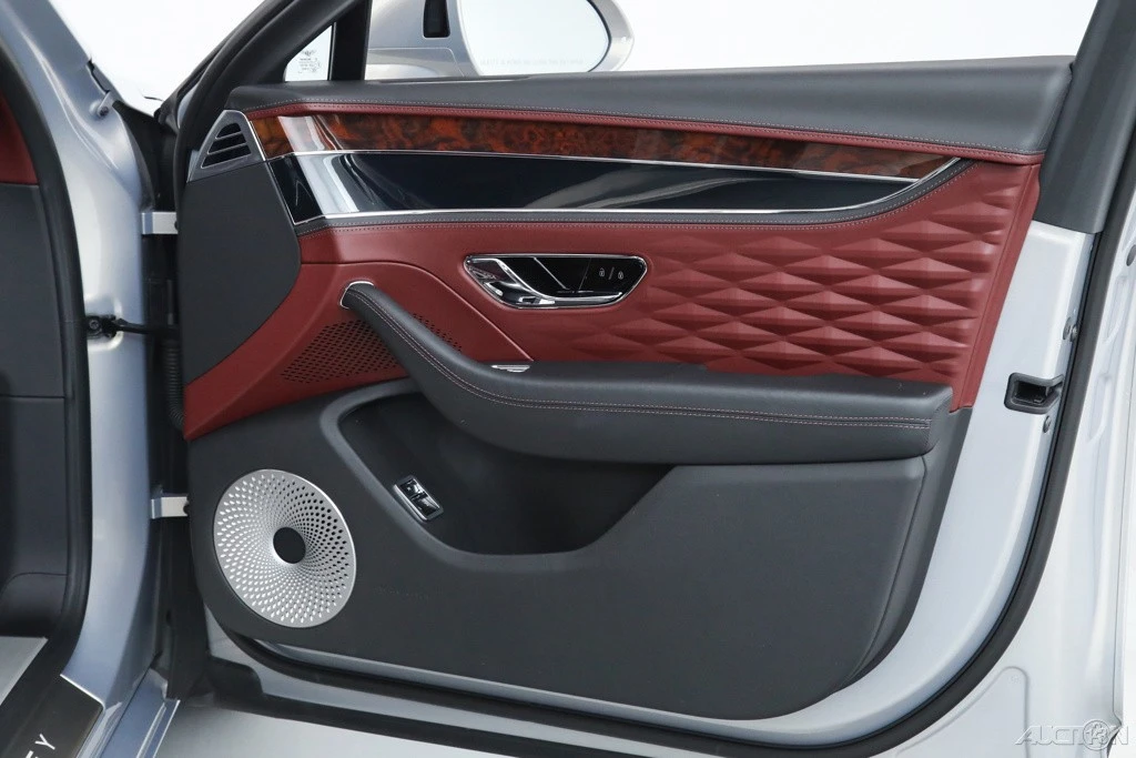 2022 Bentley Continental - Image 18 of 21