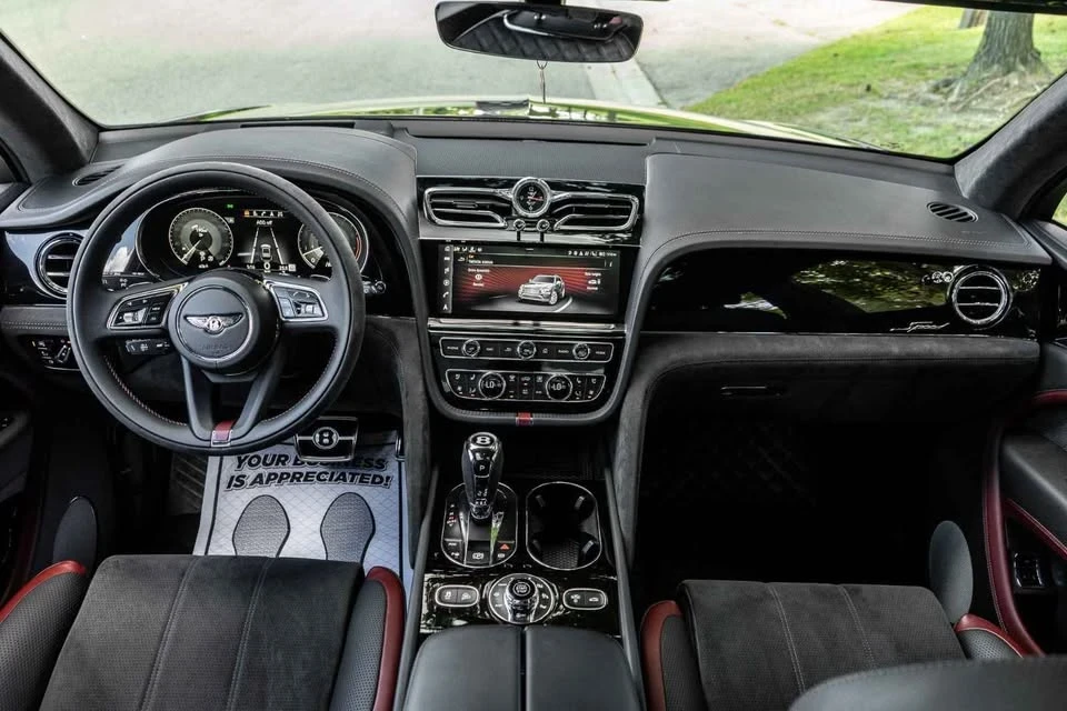 2022 Bentley Bentayga - Image 5 of 16