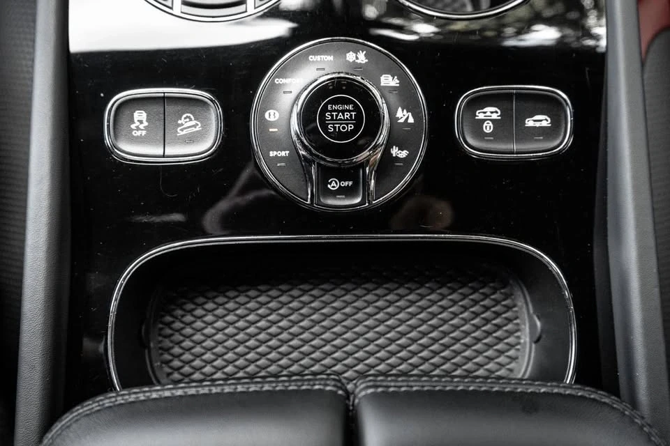 2022 Bentley Bentayga - Image 19 of 19