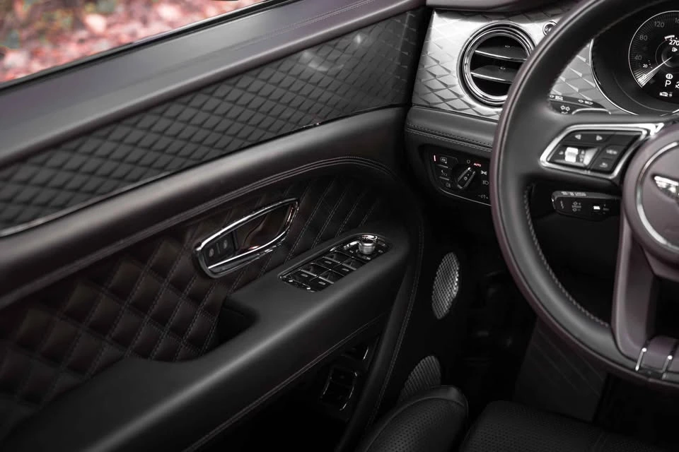 2022 Bentley Bentayga - Image 11 of 13