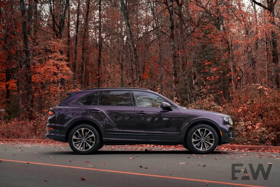 2022 Bentley Bentayga - Image 12 of 20