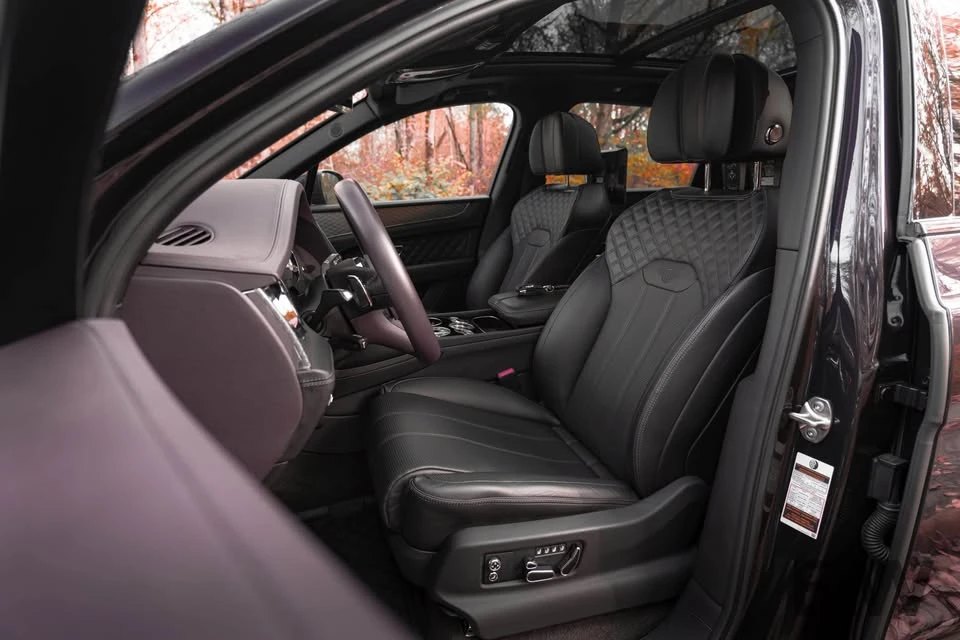 2022 Bentley Bentayga - Image 15 of 20
