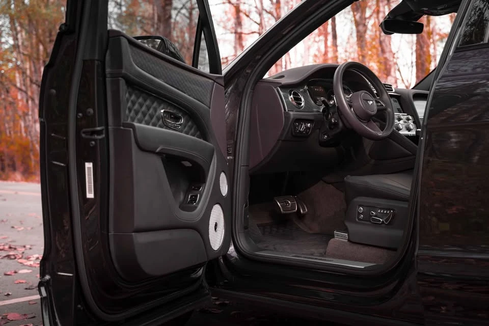 2022 Bentley Bentayga - Image 11 of 13