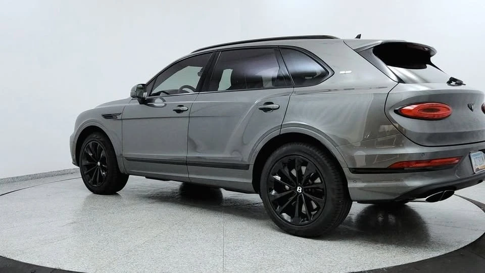 2022 Bentley Bentayga - Image 3 of 20