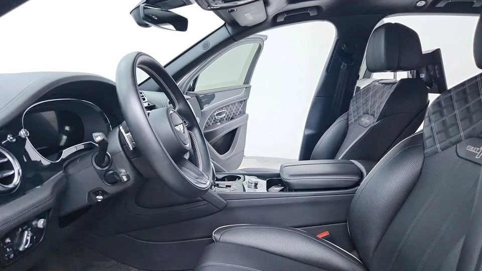 2022 Bentley Bentayga - Image 19 of 20
