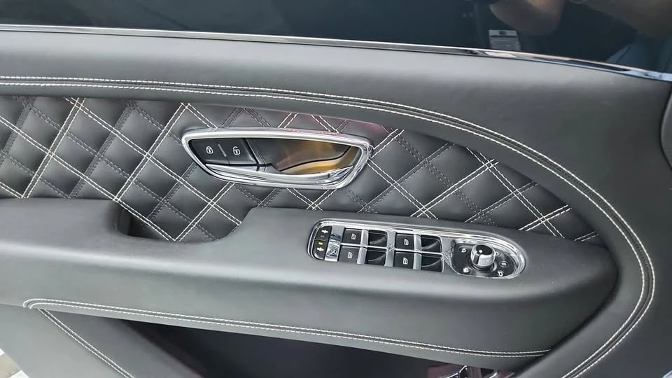 2022 Bentley Bentayga - Image 16 of 20