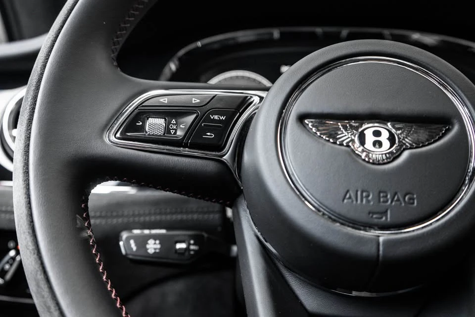 2022 Bentley Bentayga - Image 12 of 20