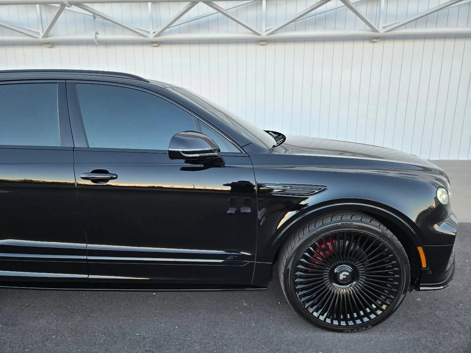 2022 Bentley Bentayga - Image 11 of 20