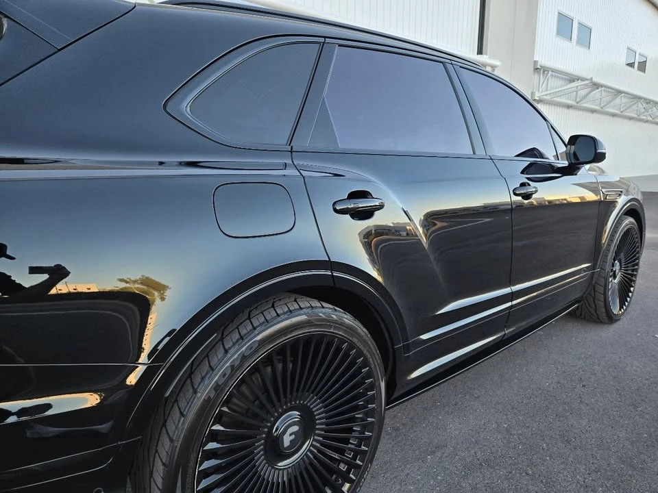 2022 Bentley Bentayga - Image 14 of 20
