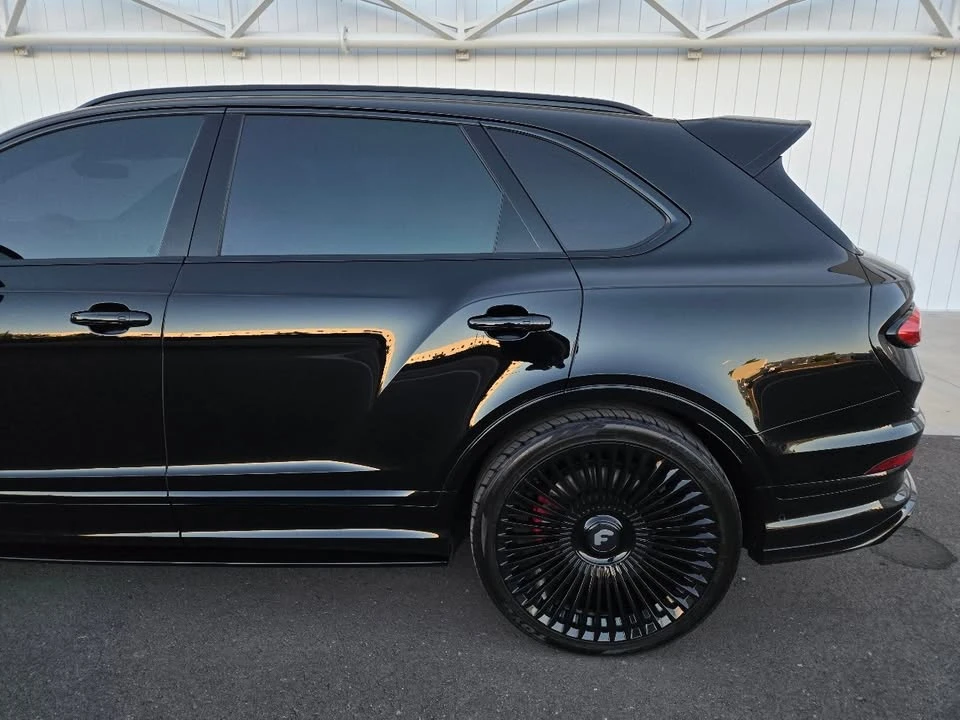 2022 Bentley Bentayga - Image 20 of 20