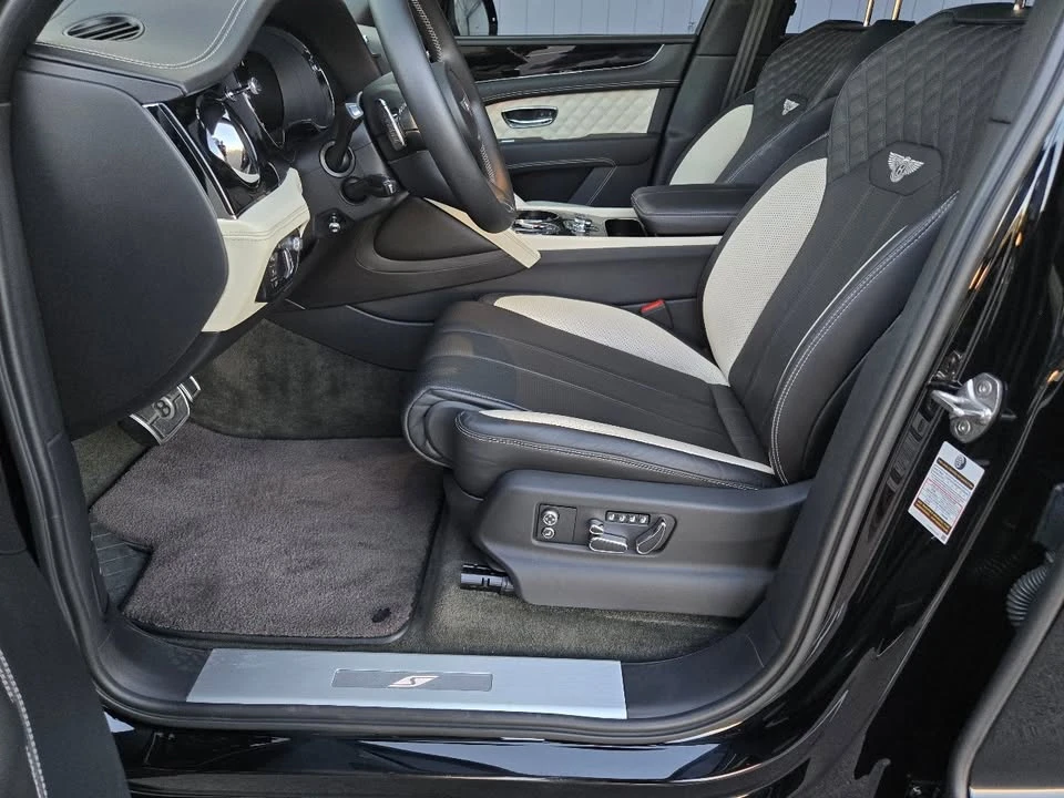 2022 Bentley Bentayga - Image 4 of 20