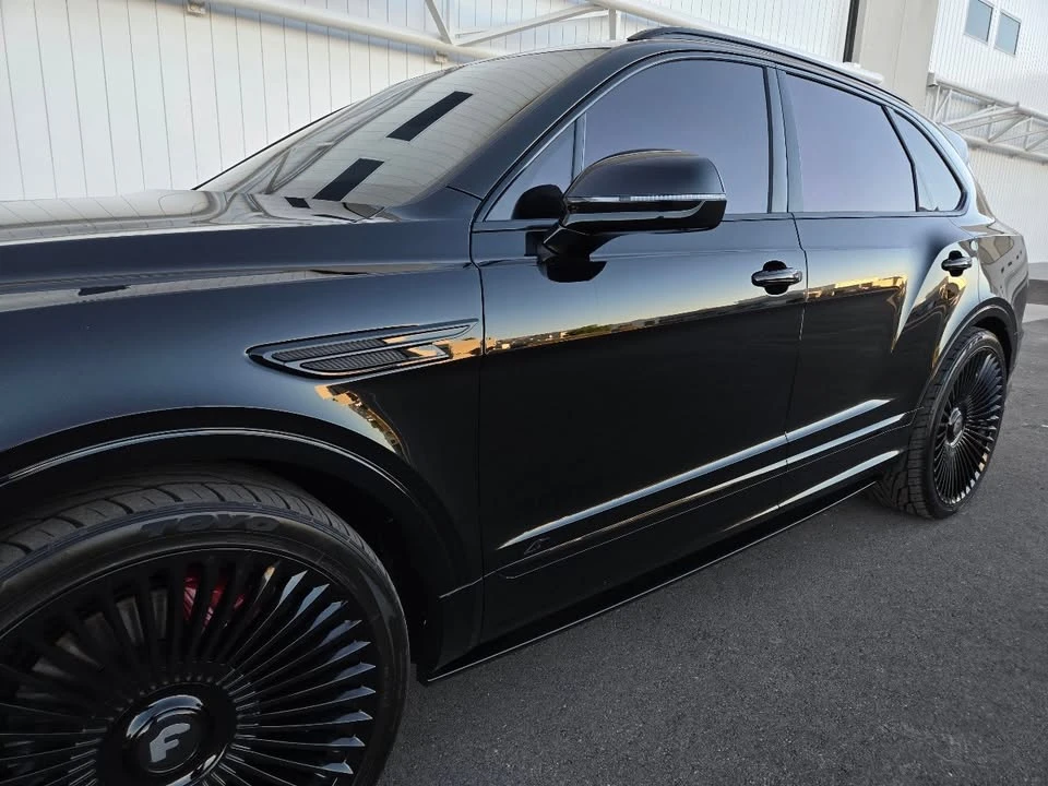 2022 Bentley Bentayga - Image 18 of 20