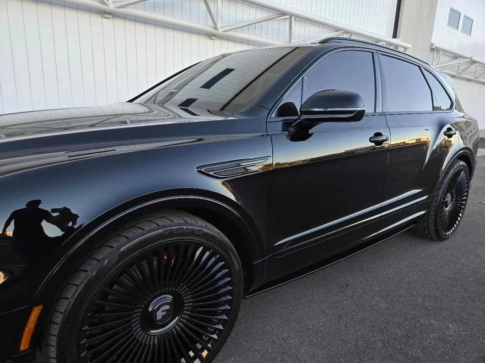 2022 Bentley Bentayga - Image 17 of 20