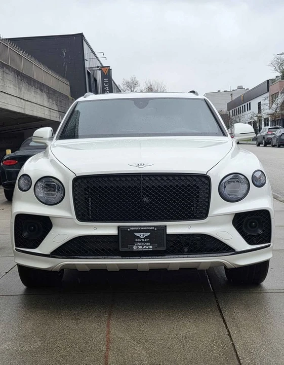 2022 Bentley Bentayga - Image 3 of 20