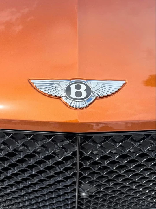 2022 Bentley Bentayga - Image 6 of 20