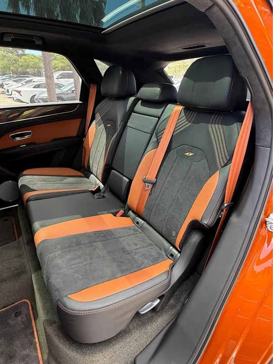 2022 Bentley Bentayga - Image 14 of 20