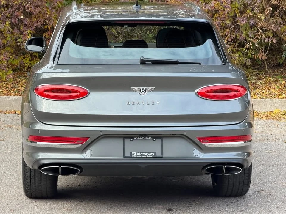 2022 Bentley Bentayga - Image 10 of 20