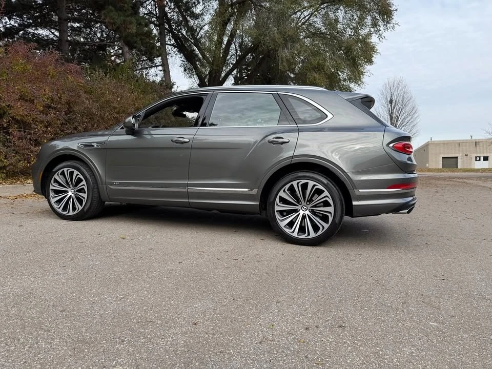 2022 Bentley Bentayga - Image 7 of 20