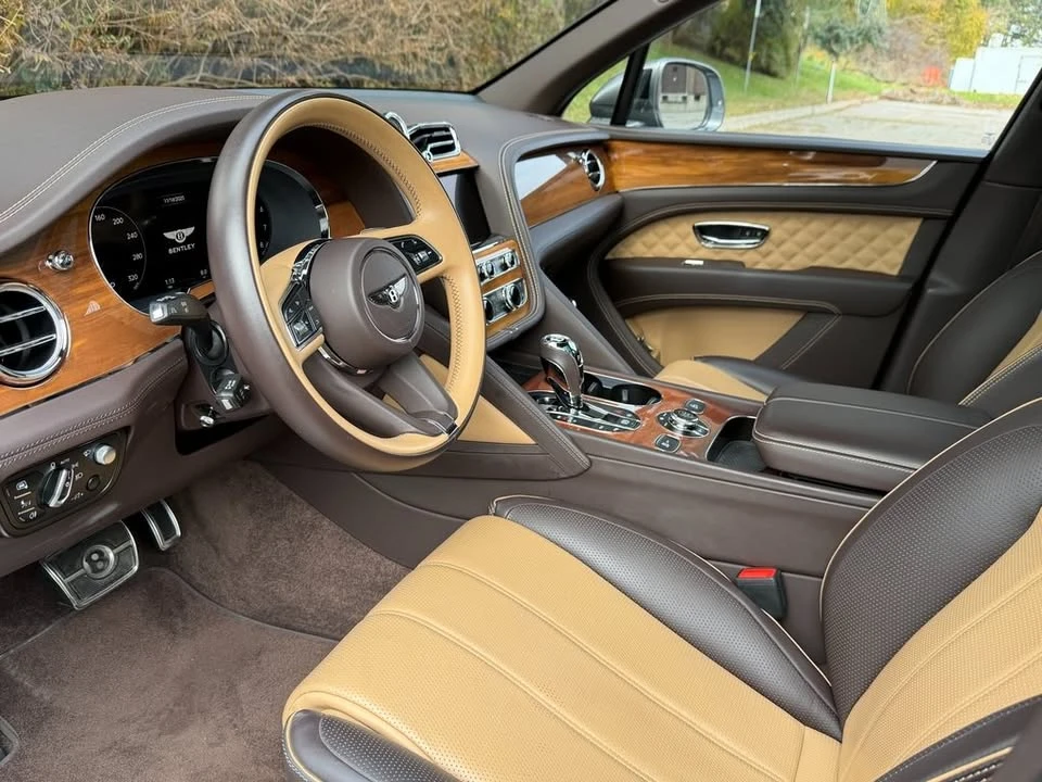 2022 Bentley Bentayga - Image 12 of 20