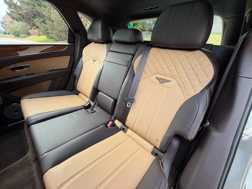 2022 Bentley Bentayga - Image 17 of 20