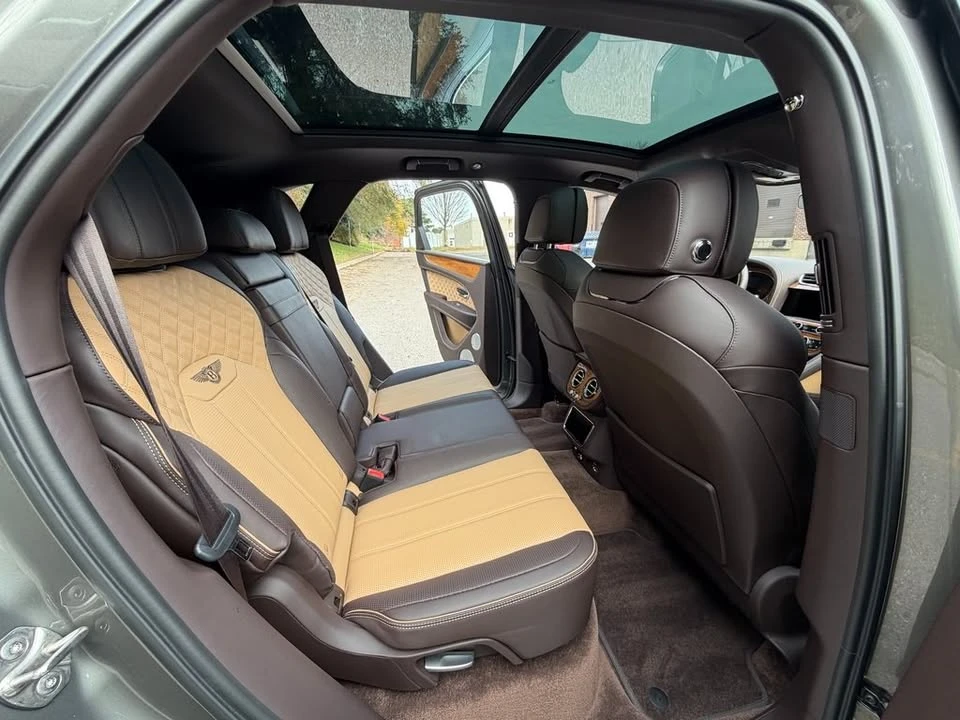 2022 Bentley Bentayga - Image 19 of 20