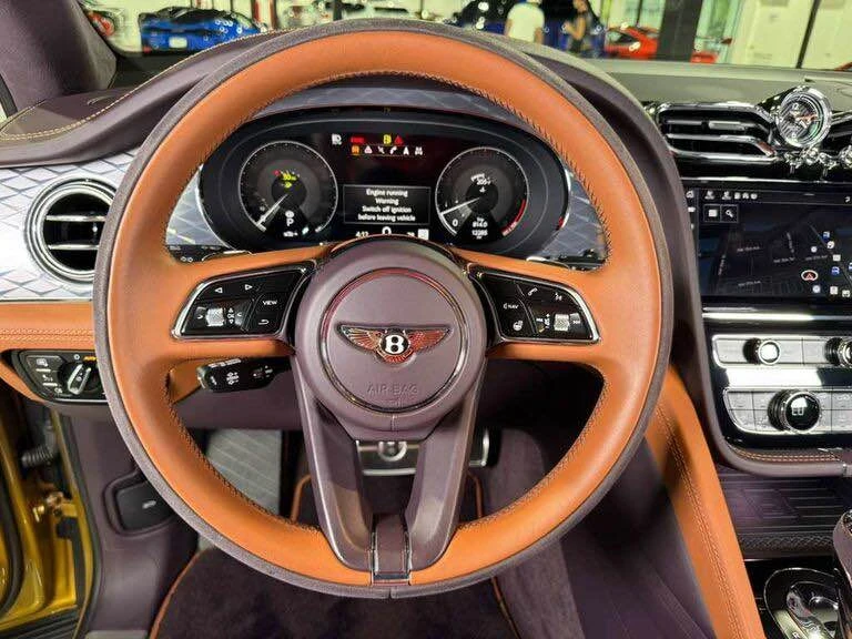 2022 Bentley Bentayga - Image 10 of 19