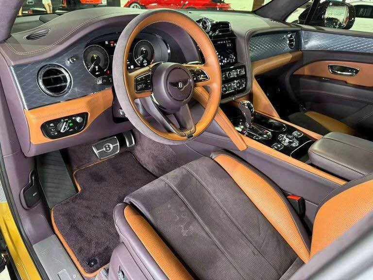 2022 Bentley Bentayga - Image 7 of 19
