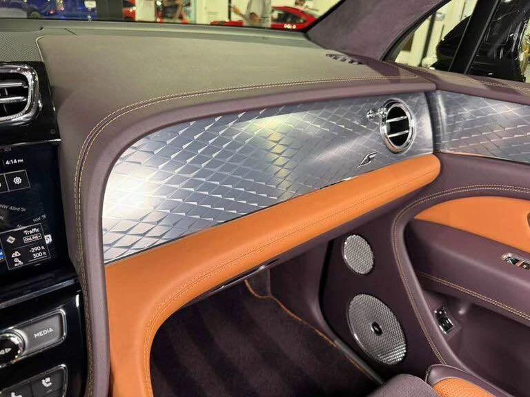 2022 Bentley Bentayga - Image 15 of 19
