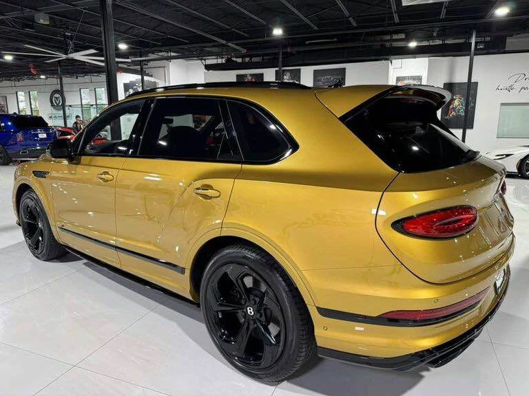 2022 Bentley Bentayga - Image 4 of 19